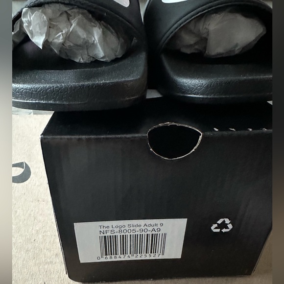 Nfinity Logo Slides - New In Box - Black - Picture 5 of 5